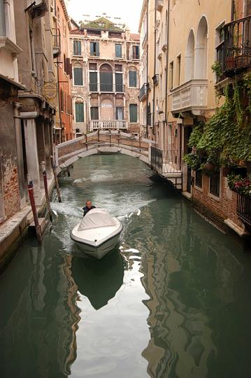 Venice-Water Alley.jpg